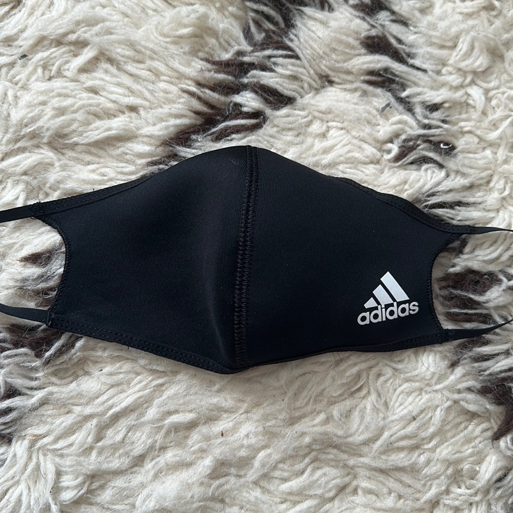 3/$20✨Adidas face mask